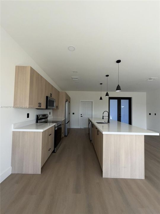 For Sale: $375,000 (3 beds, 2 baths, 1491 Square Feet)