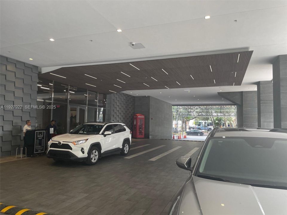 В аренду: $3,950 (1 спален, 1 ванн, 748 Квадратных фут)