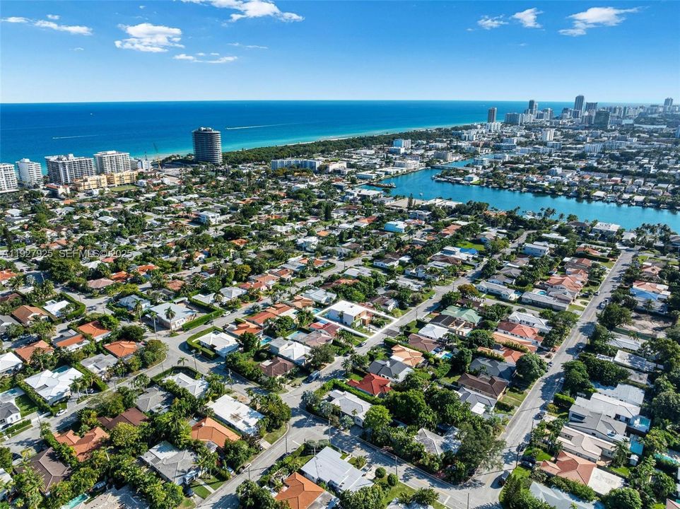 待售: $4,999,000 (6 贝兹, 6 浴室, 3768 平方英尺)