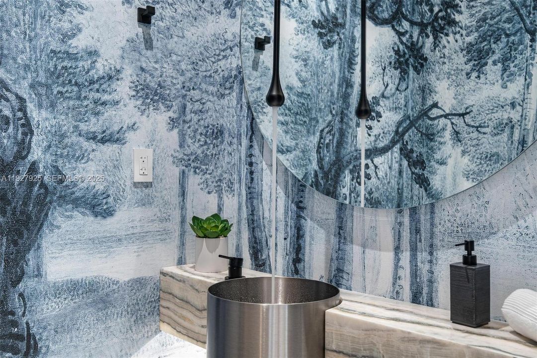 待售: $4,999,000 (6 贝兹, 6 浴室, 3768 平方英尺)