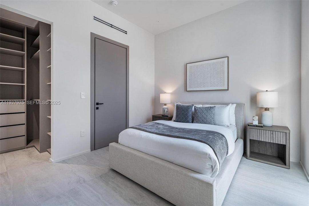 待售: $4,999,000 (6 贝兹, 6 浴室, 3768 平方英尺)