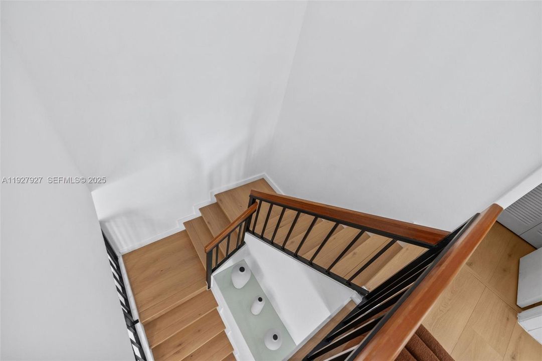 На продажу: $739,000 (3 спален, 2 ванн, 1495 Квадратных фут)