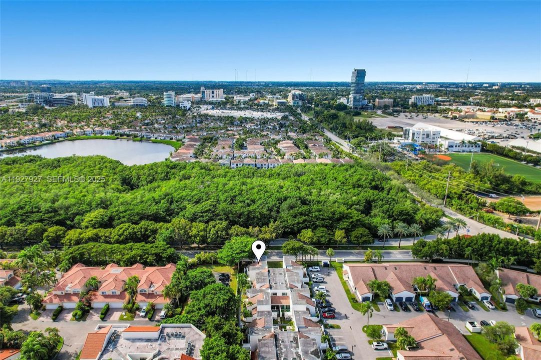 На продажу: $739,000 (3 спален, 2 ванн, 1495 Квадратных фут)