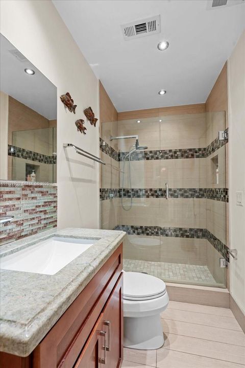 На продажу: $550,000 (3 спален, 2 ванн, 1834 Квадратных фут)