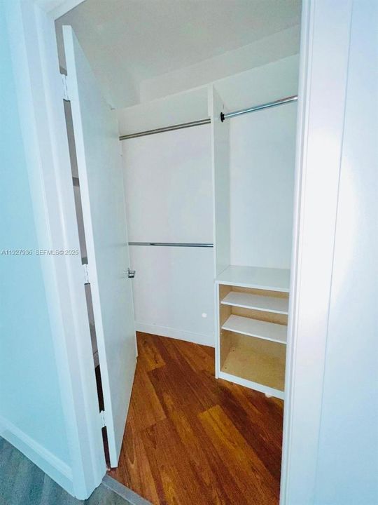 В аренду: $3,500 (2 спален, 2 ванн, 935 Квадратных фут)