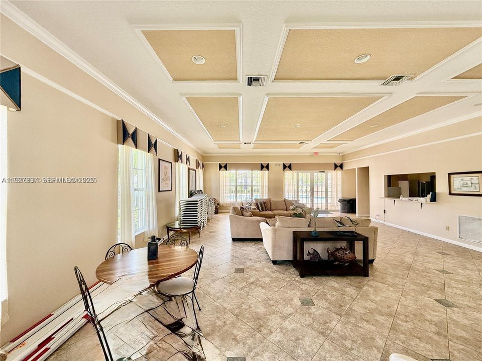 待售: $334,900 (3 贝兹, 2 浴室, 1427 平方英尺)