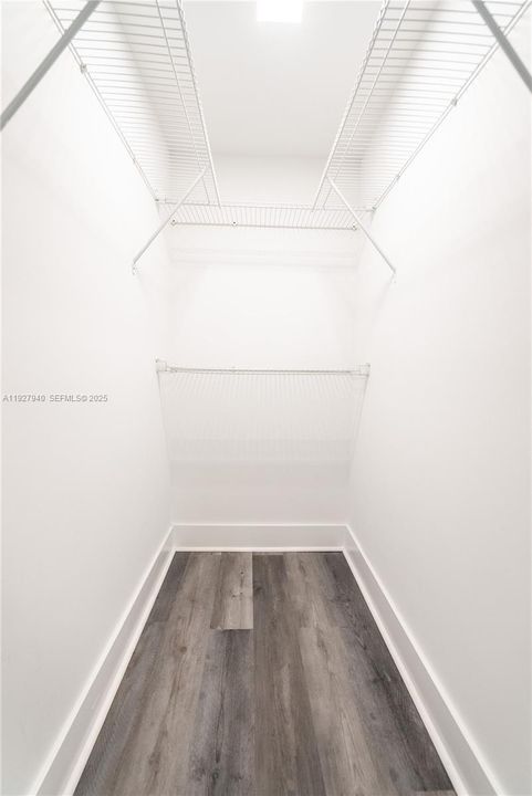 出租: $1,850 (1 贝兹, 1 浴室, 349 平方英尺)