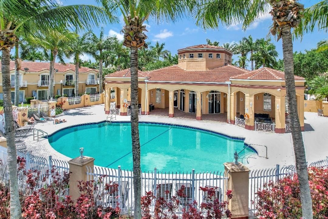 В аренду: $3,200 (3 спален, 2 ванн, 1480 Квадратных фут)