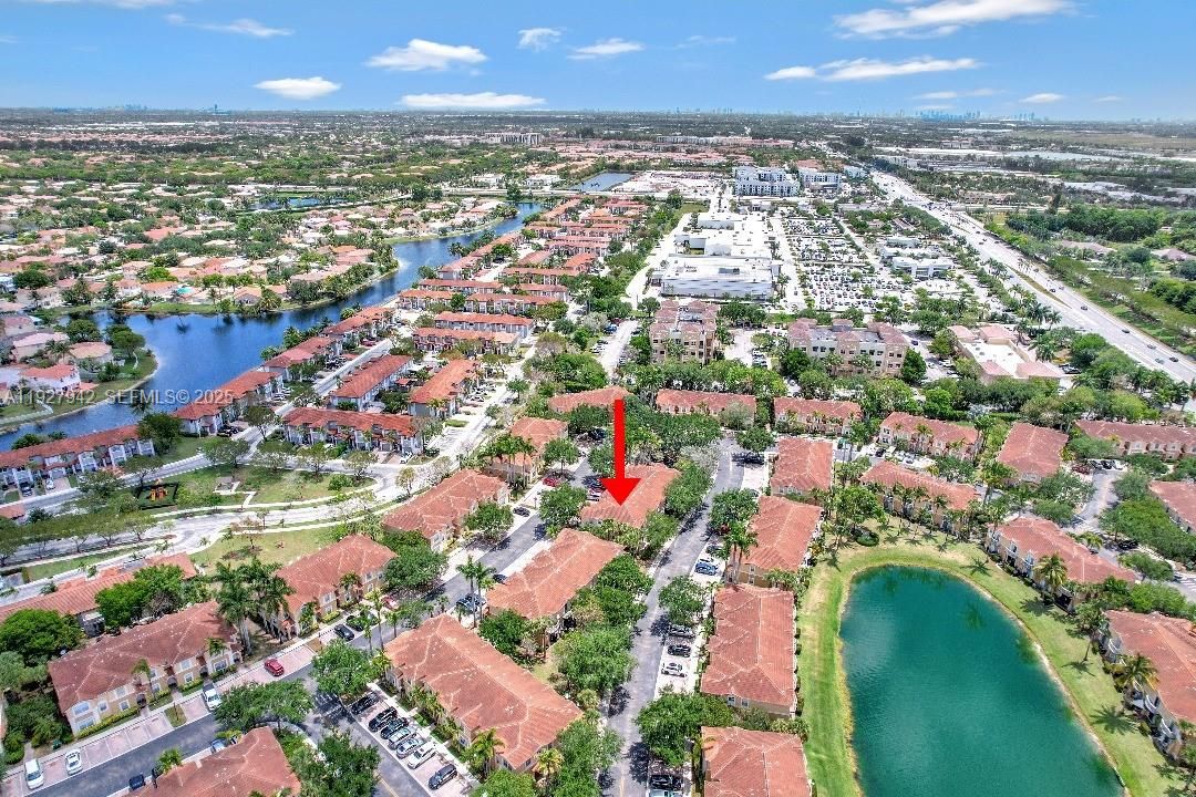 В аренду: $3,200 (3 спален, 2 ванн, 1480 Квадратных фут)