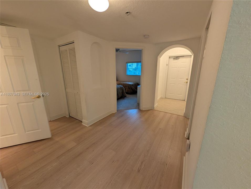 待售: $172,900 (3 贝兹, 2 浴室, 1373 平方英尺)