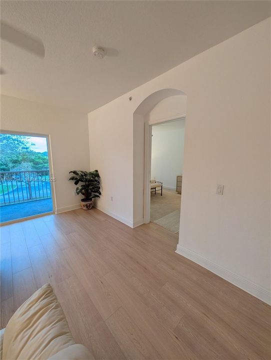 待售: $172,900 (3 贝兹, 2 浴室, 1373 平方英尺)