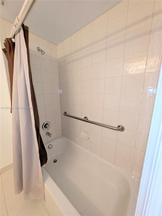 待售: $172,900 (3 贝兹, 2 浴室, 1373 平方英尺)