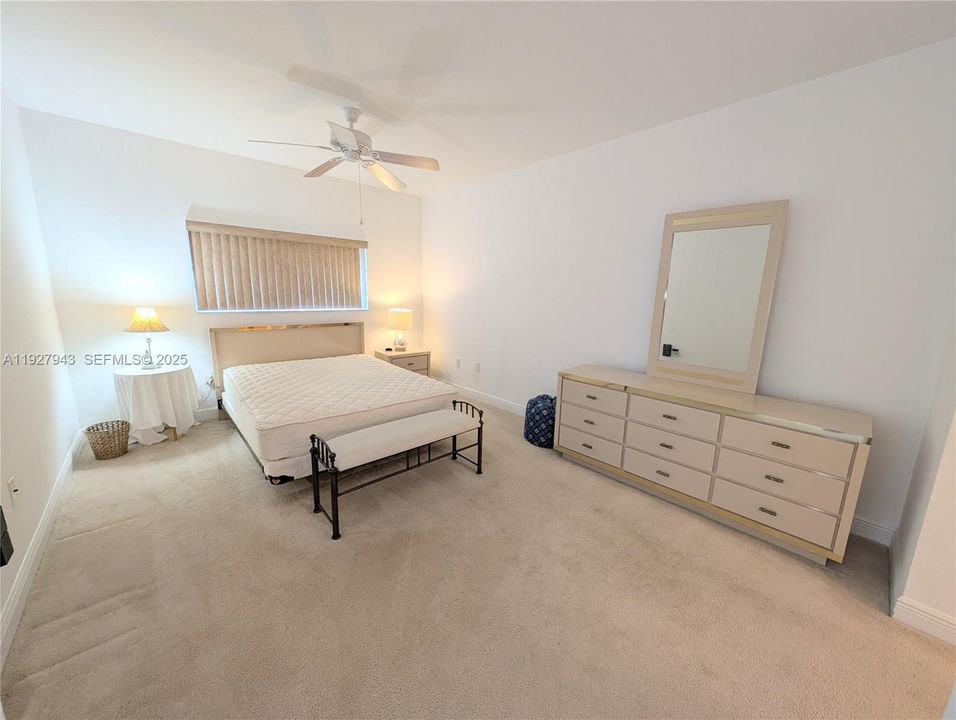 待售: $172,900 (3 贝兹, 2 浴室, 1373 平方英尺)