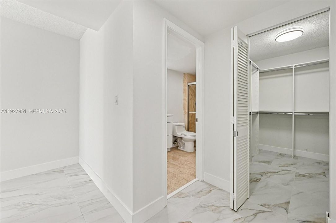 В аренду: $4,600 (2 спален, 3 ванн, 2320 Квадратных фут)