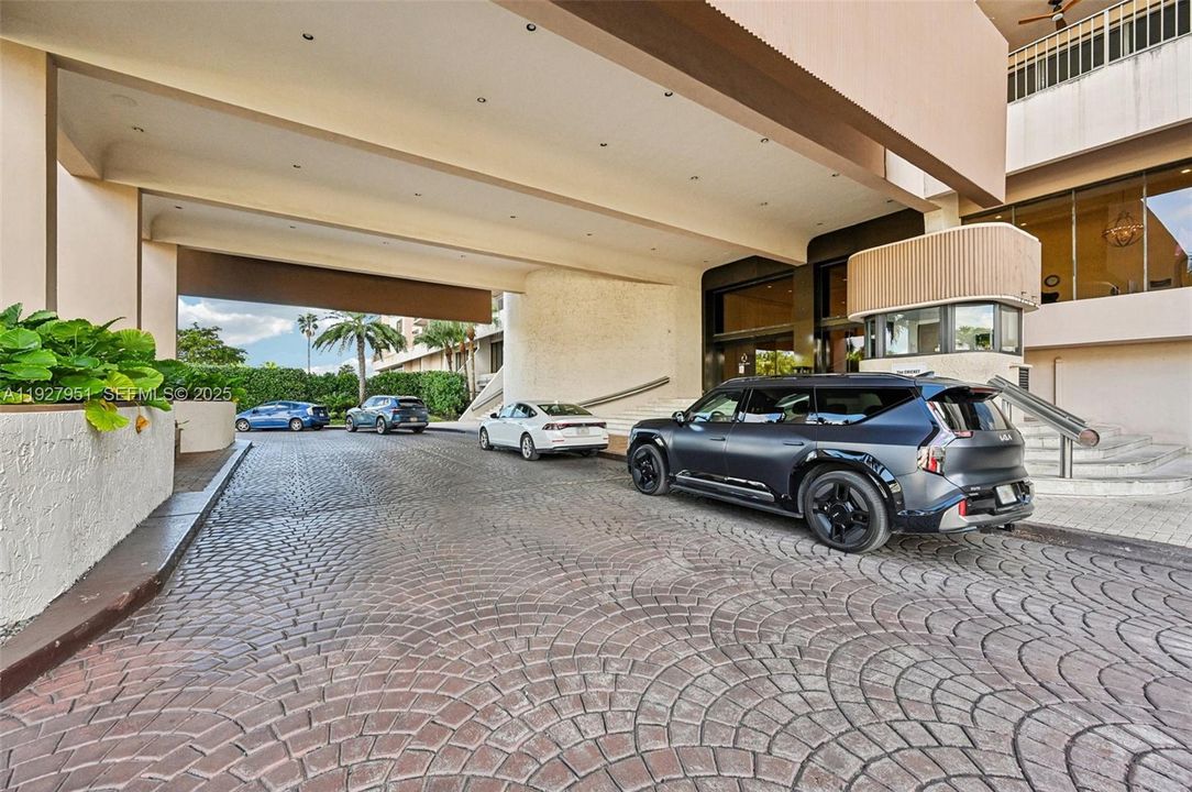 В аренду: $4,600 (2 спален, 3 ванн, 2320 Квадратных фут)