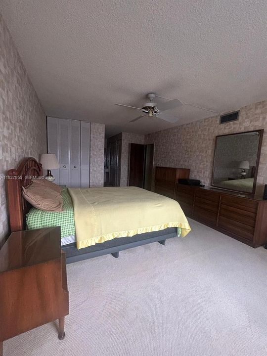 В аренду: $2,500 (2 спален, 2 ванн, 1275 Квадратных фут)