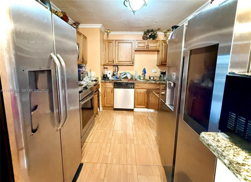 En Venta: $465,000 (3 camas, 2 baños, 1368 Pies cuadrados)