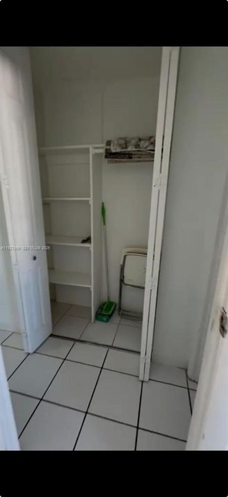 待售: $319,000 (1 贝兹, 1 浴室, 490 平方英尺)