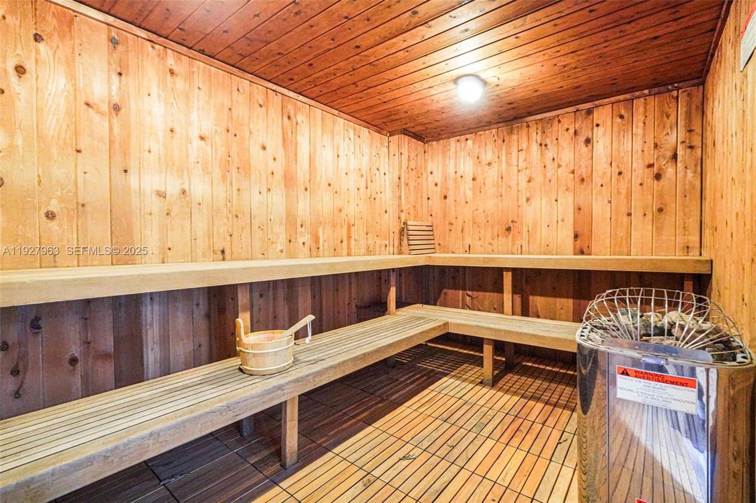 На продажу: $637,000 (2 спален, 2 ванн, 1521 Квадратных фут)