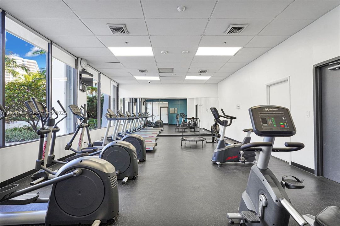 На продажу: $637,000 (2 спален, 2 ванн, 1521 Квадратных фут)