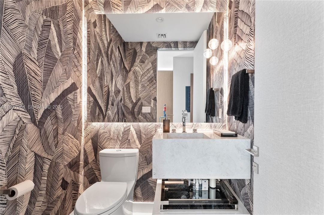 For Sale: $7,500,000 (4 beds, 5 baths, 3233 Square Feet)