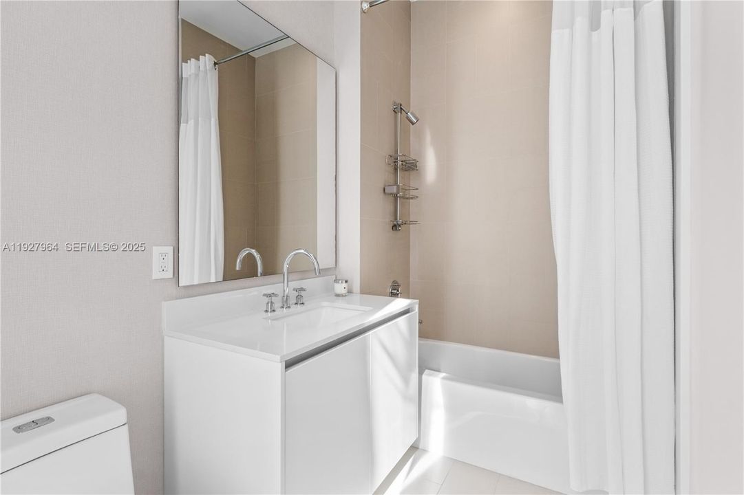 For Sale: $7,500,000 (4 beds, 5 baths, 3233 Square Feet)