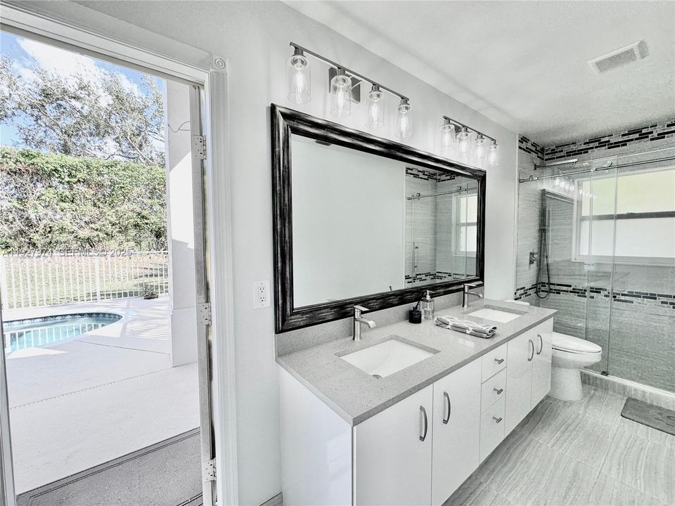 For Rent: $5,500 (3 beds, 2 baths, 2118 Square Feet)