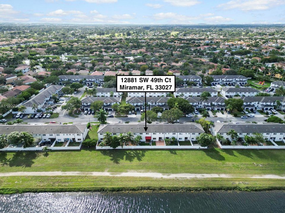 出租: $3,700 (3 贝兹, 2 浴室, 1804 平方英尺)