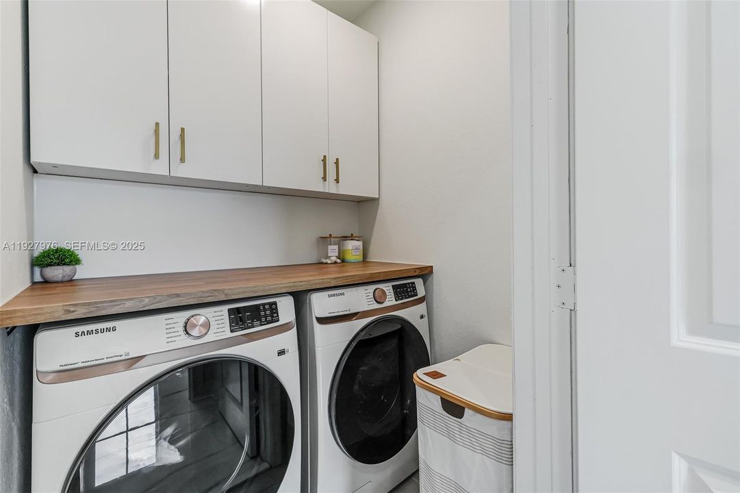 En Renta: $5,500 (3 camas, 2 baños, 2137 Pies cuadrados)