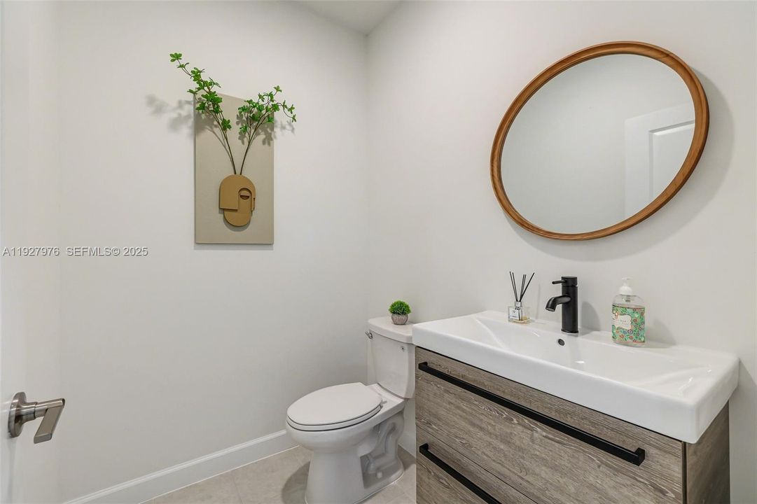 En Renta: $5,500 (3 camas, 2 baños, 2137 Pies cuadrados)