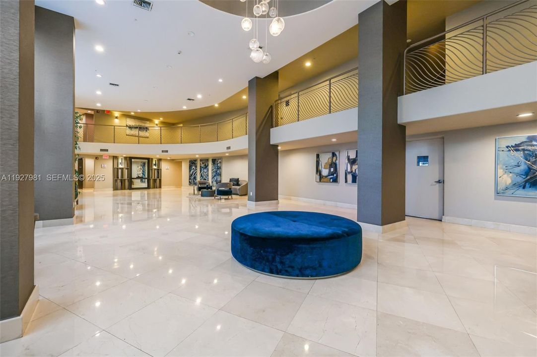 待售: $699,000 (2 贝兹, 2 浴室, 1610 平方英尺)