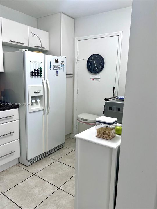 待售: $295,000 (2 贝兹, 2 浴室, 1100 平方英尺)