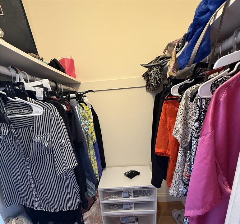 В аренду: $2,200 (2 спален, 2 ванн, 1605 Квадратных фут)