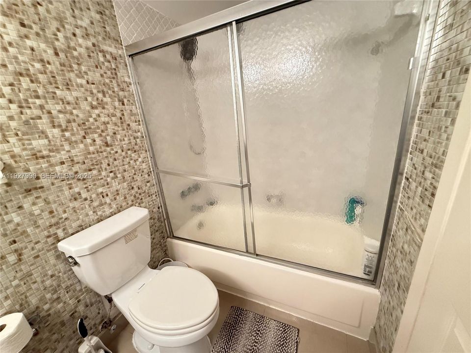 В аренду: $2,200 (2 спален, 2 ванн, 1605 Квадратных фут)