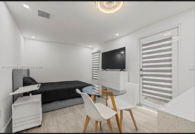 В аренду: $1,900 (0 спален, 1 ванн, 0 Квадратных фут)