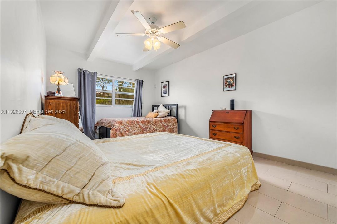 В аренду: $2,400 (1 спален, 1 ванн, 657 Квадратных фут)