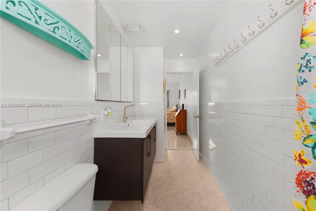 В аренду: $2,400 (1 спален, 1 ванн, 657 Квадратных фут)