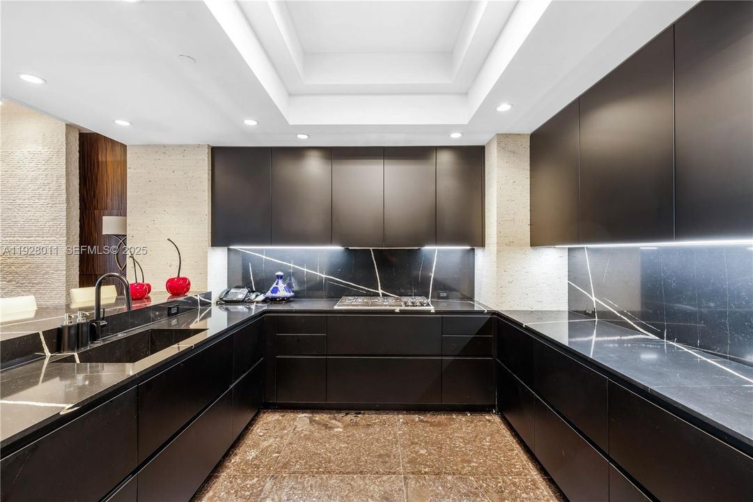 На продажу: $7,195,000 (3 спален, 3 ванн, 3120 Квадратных фут)