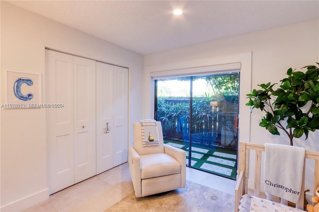 出租: $3,850 (3 贝兹, 2 浴室, 1446 平方英尺)