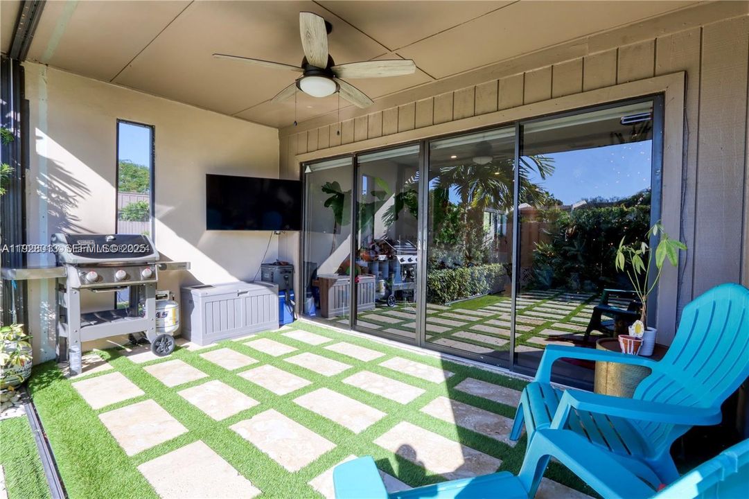 出租: $3,850 (3 贝兹, 2 浴室, 1446 平方英尺)