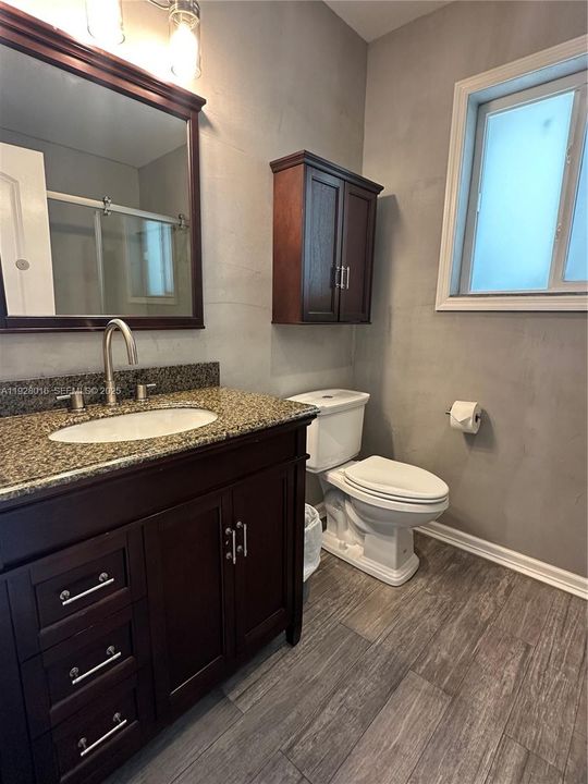 出租: $3,200 (2 贝兹, 2 浴室, 1362 平方英尺)