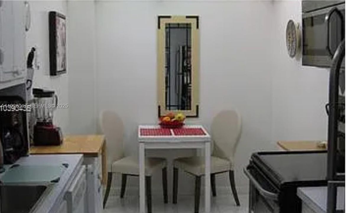 待售: $149,900 (1 贝兹, 1 浴室, 844 平方英尺)