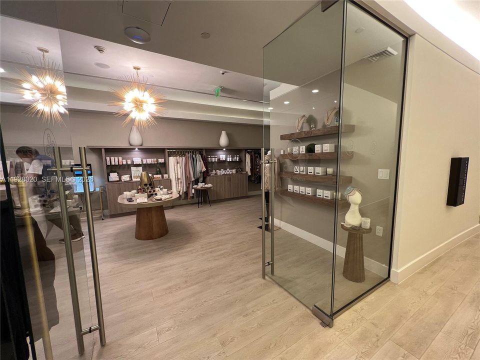 На продажу: $795,000 (1 спален, 1 ванн, 950 Квадратных фут)