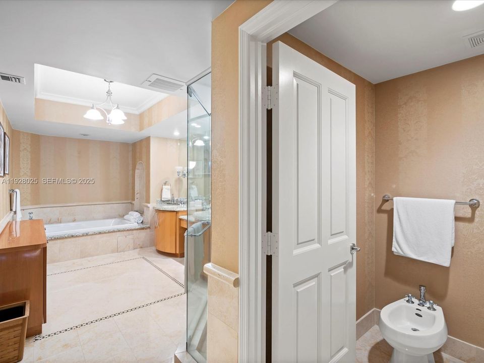 В аренду: $18,000 (3 спален, 3 ванн, 2031 Квадратных фут)