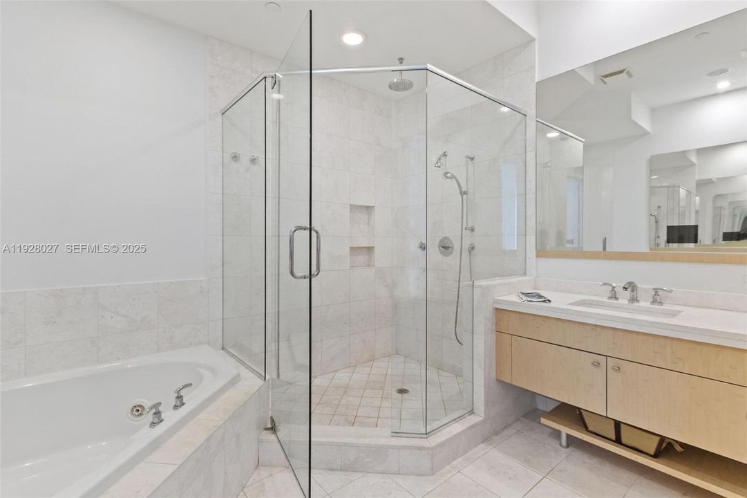 En Venta: $1,830,000 (2 camas, 2 baños, 1572 Pies cuadrados)