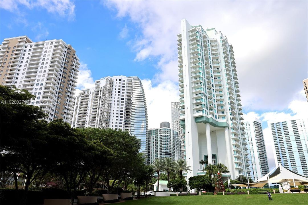 En Venta: $1,830,000 (2 camas, 2 baños, 1572 Pies cuadrados)