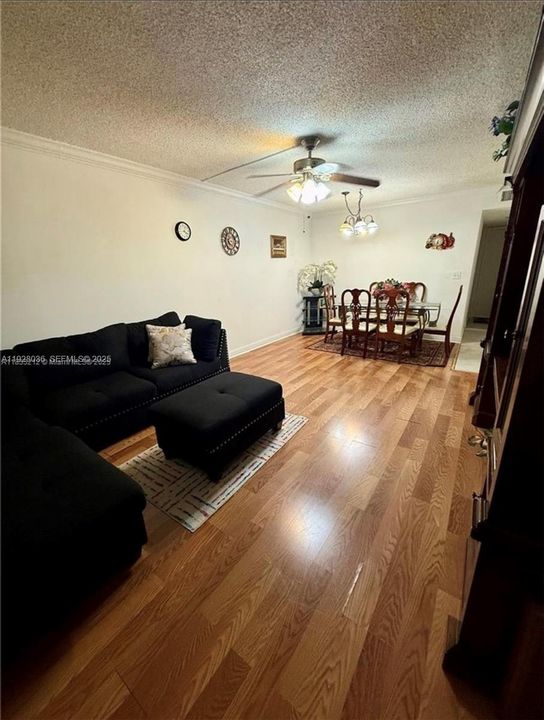 En Venta: $85,000 (2 camas, 2 baños, 958 Pies cuadrados)