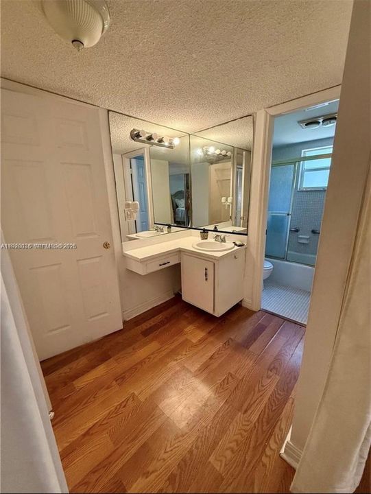 En Venta: $85,000 (2 camas, 2 baños, 958 Pies cuadrados)