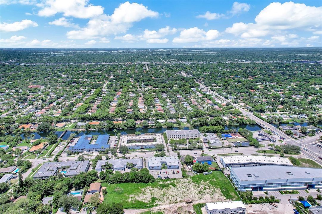 В аренду: $2,000 (2 спален, 1 ванн, 28729 Квадратных фут)