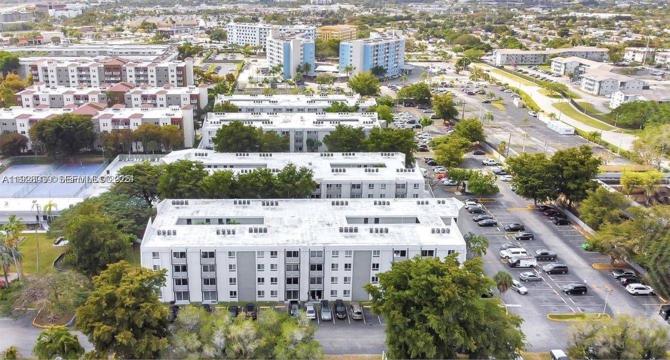 В аренду: $1,900 (2 спален, 1 ванн, 434568 Квадратных фут)